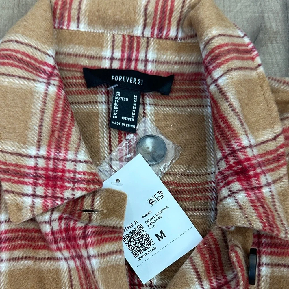 Forever 21 Plaid fleece Button-Up oversized Jacket size medium BNWT - Picture 4 of 10
